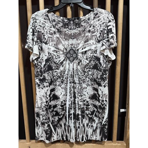 Apt 9 Shirt Women 1X Black White Brown Embellished Short Sleeve Stretch Print - Picture 1 of 7